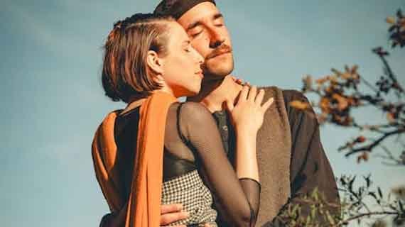 Batu Akik Pengasihan Wanita untuk Daya Tarik