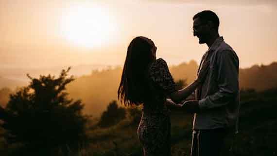 Cara melet lewat foto