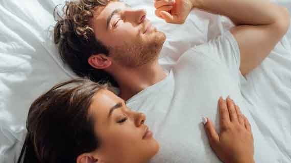 Pelet wanita lewat celana dalam