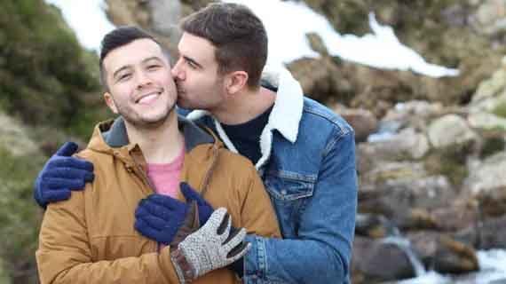 Minyak Pelet Sesama Jenis Pengikat Sukma Sejati