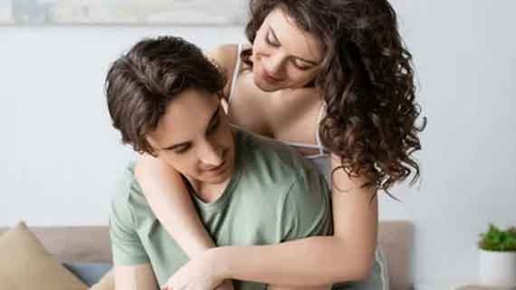 Pelet celana dalam yang sudah dicuci