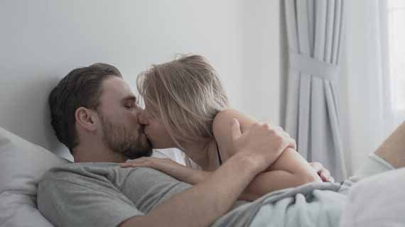 Ajian Pemikat Wanita Jarak Jauh Penakluk Batin