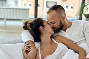 Doa penakluk hati pria jarak jauh paling ampuh