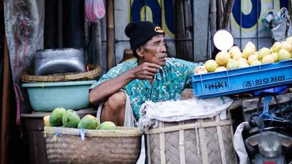 Gimana caranya biar dagangan laris