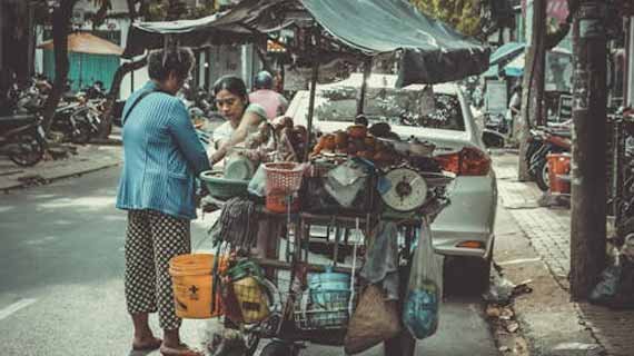 Penglarisan usaha dagang agar omzet meningkat