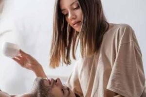 Cara memahami wanita egois secara batin