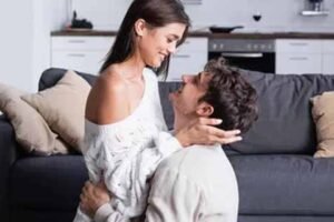 Cara Mengunci Hati Pasangan Agar Tidak Selingkuh