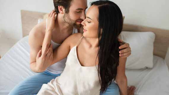 Pelet Daun Sirih Tulis Nama Pikat Hati Target