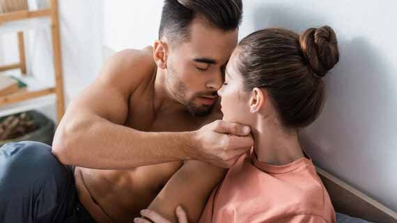 Pelet lewat foto dengan menyebut namanya