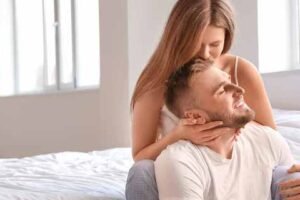 Tanda Orang Kena Pelet Cinta dan Cara Mendeteksinya